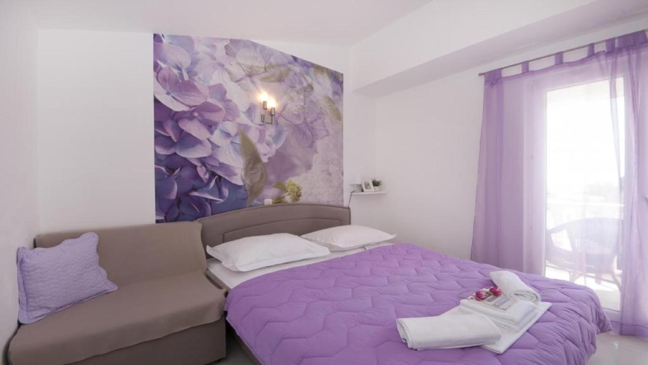 Apartments Angela Baška Voda Habitación foto